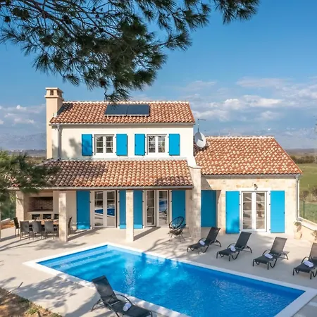 Villa Mediterra Prima Zadarvillas Ninski Stanovi